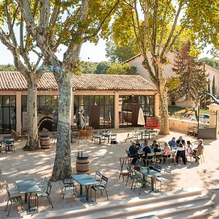 Domaine De Panery Hotel *
